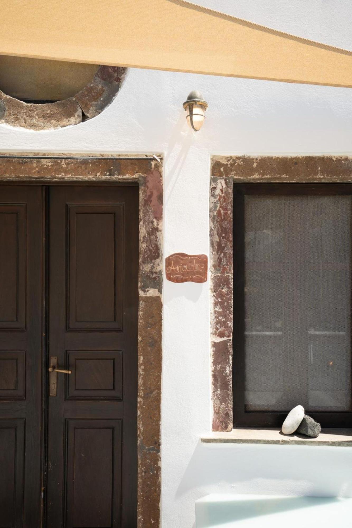 סנטוריני Madame Kalitsi Cozy Suites מראה חיצוני תמונה