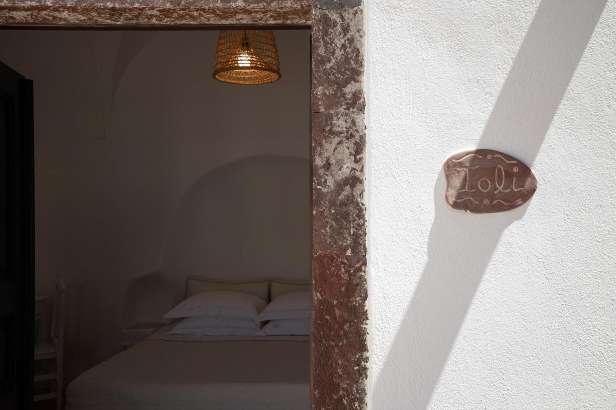סנטוריני Madame Kalitsi Cozy Suites מראה חיצוני תמונה