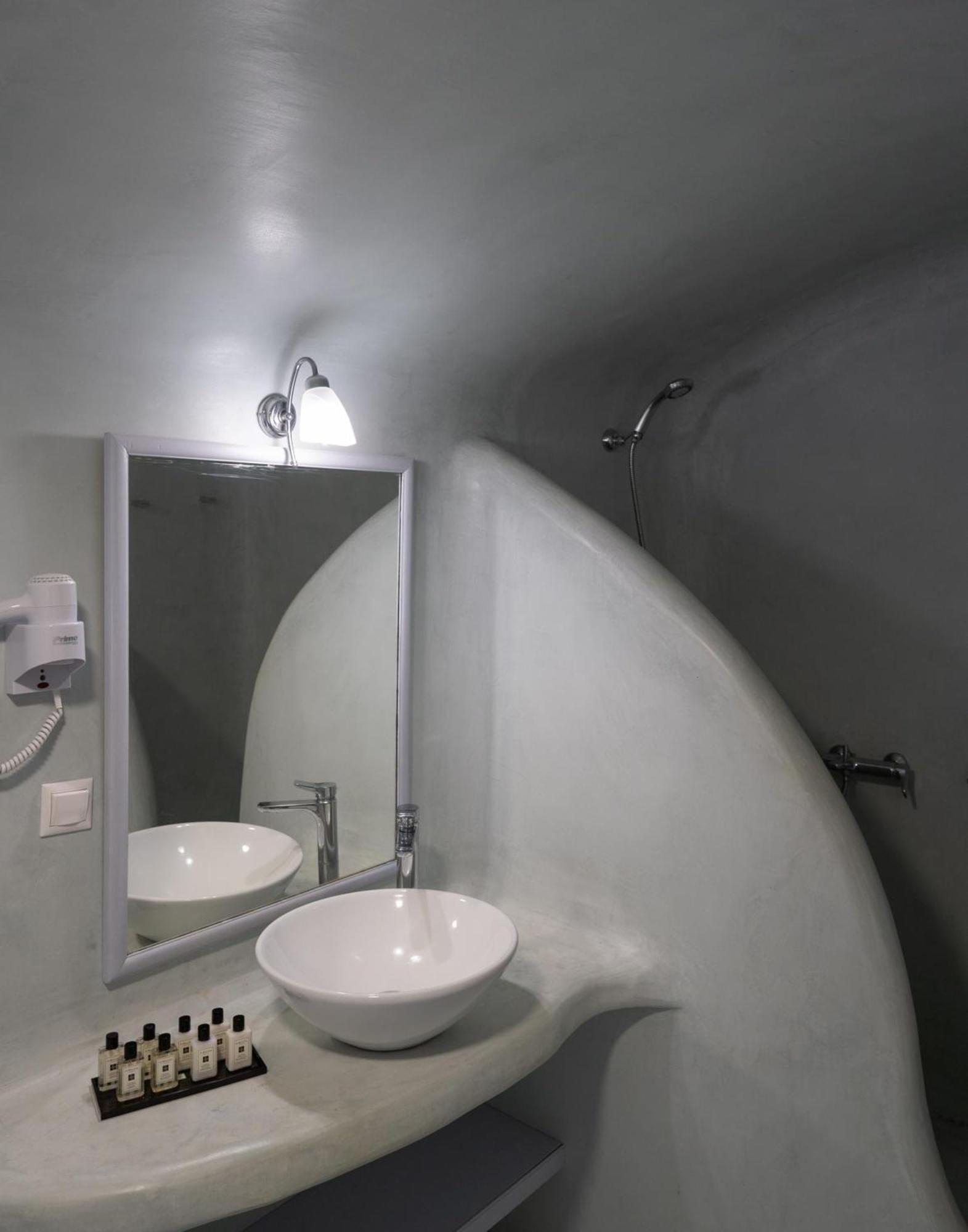 סנטוריני Madame Kalitsi Cozy Suites מראה חיצוני תמונה